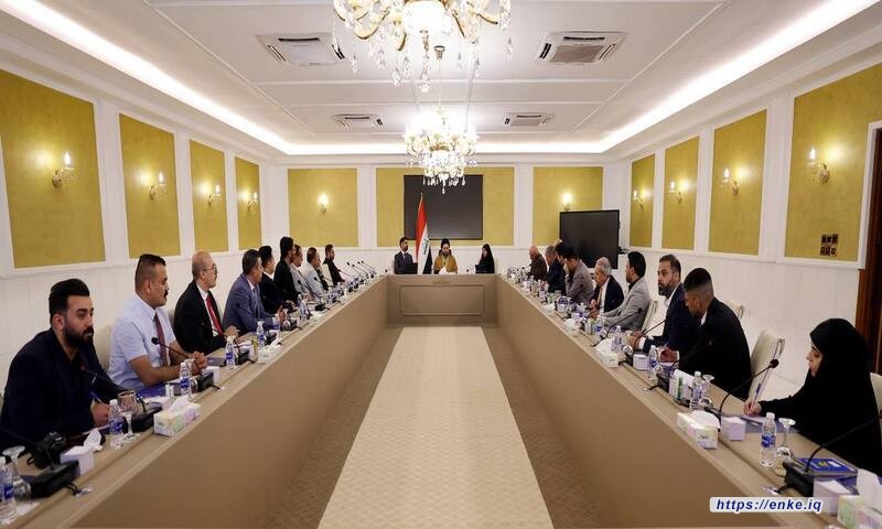 سماحة السيد عمار الحكيم يلتقي نخبة من باحثي مؤسسة إنكي ويشيد بجهودهم العلمية.